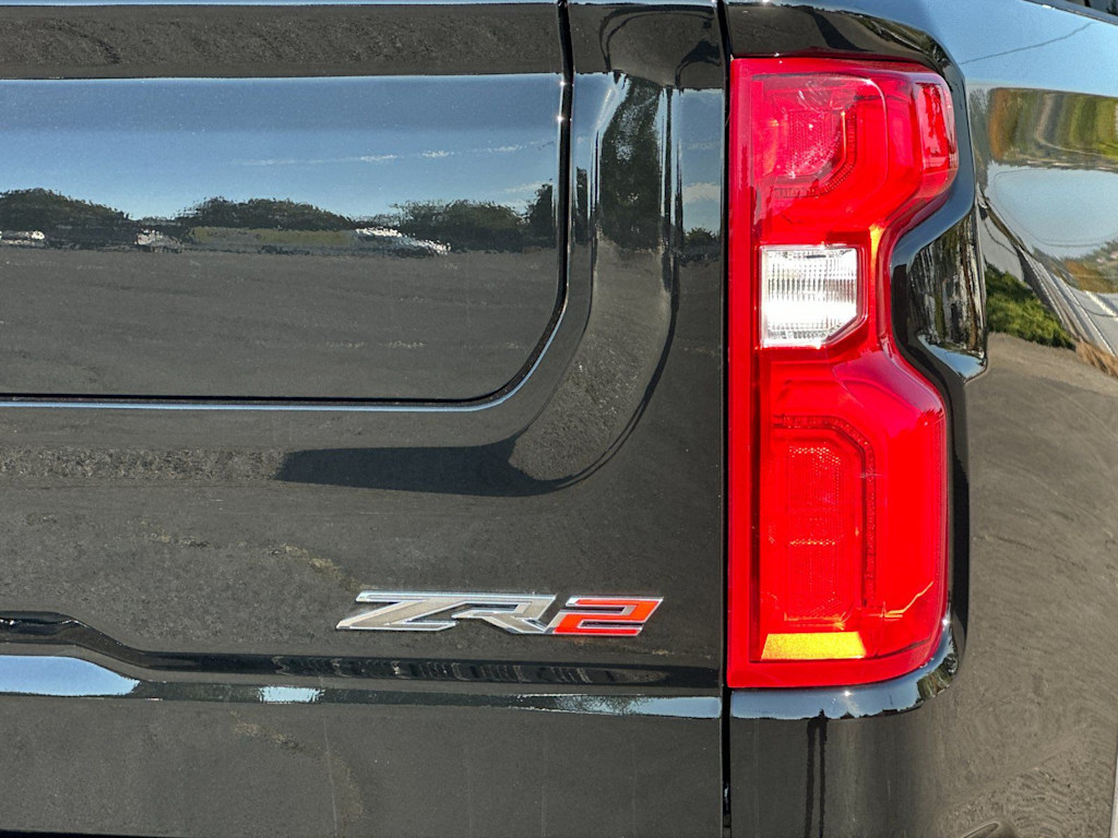 Thumbnail: 2026 Chevrolet Silverado 1500 - 28