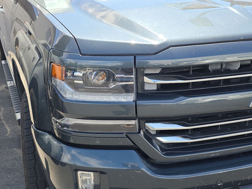 Thumbnail: 2017 Chevrolet Silverado 1500 - 11