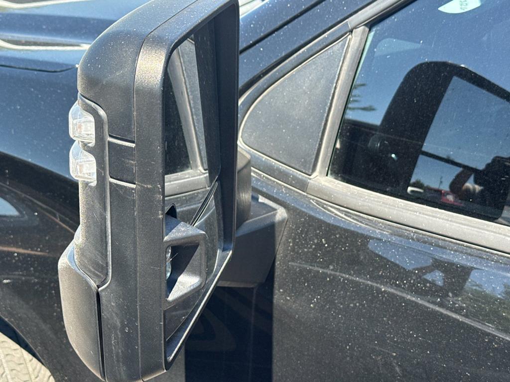 Thumbnail: 2019 Chevrolet Silverado 1500 - 10