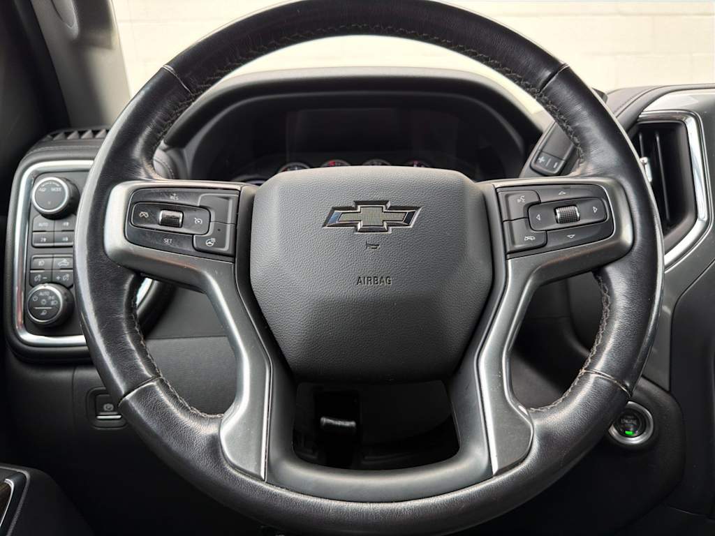 Thumbnail: 2022 Chevrolet Silverado 1500 - 26