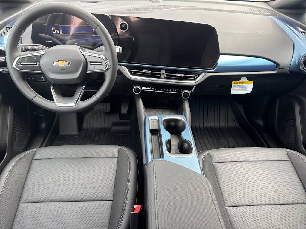 Thumbnail: 2026 Chevrolet Equinox - 2