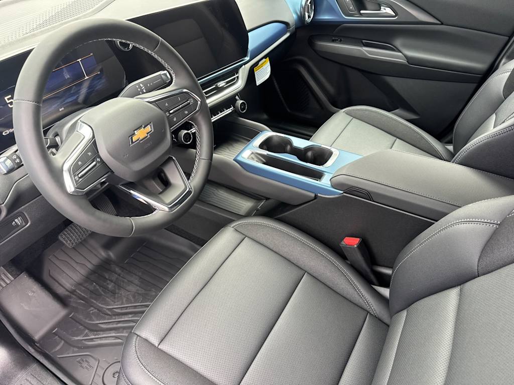 Thumbnail: 2026 Chevrolet Equinox - 8