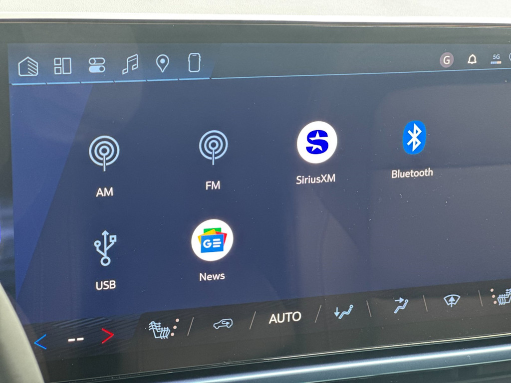 Thumbnail: 2026 Chevrolet Equinox - 12