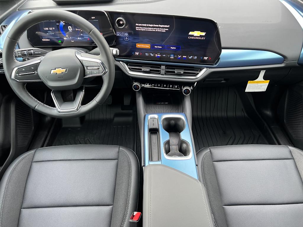 Thumbnail: 2026 Chevrolet Equinox - 2