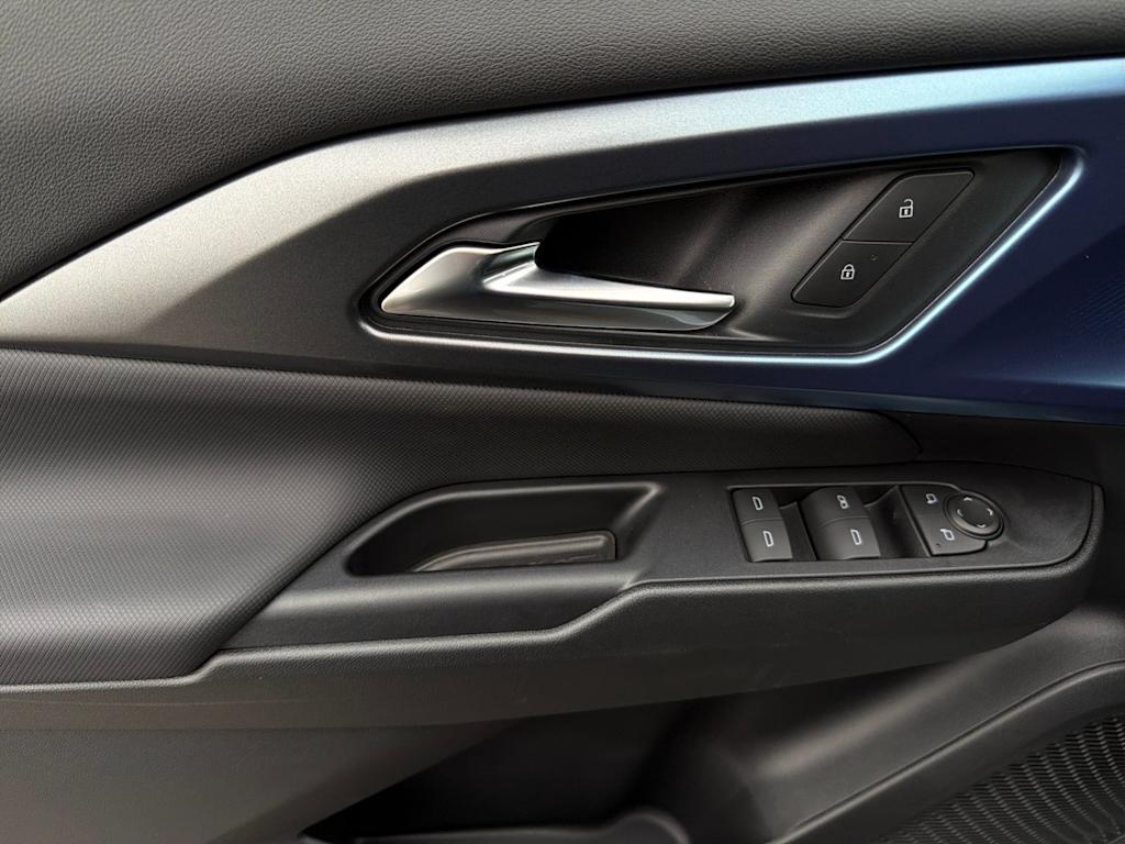 Thumbnail: 2026 Chevrolet Equinox - 20