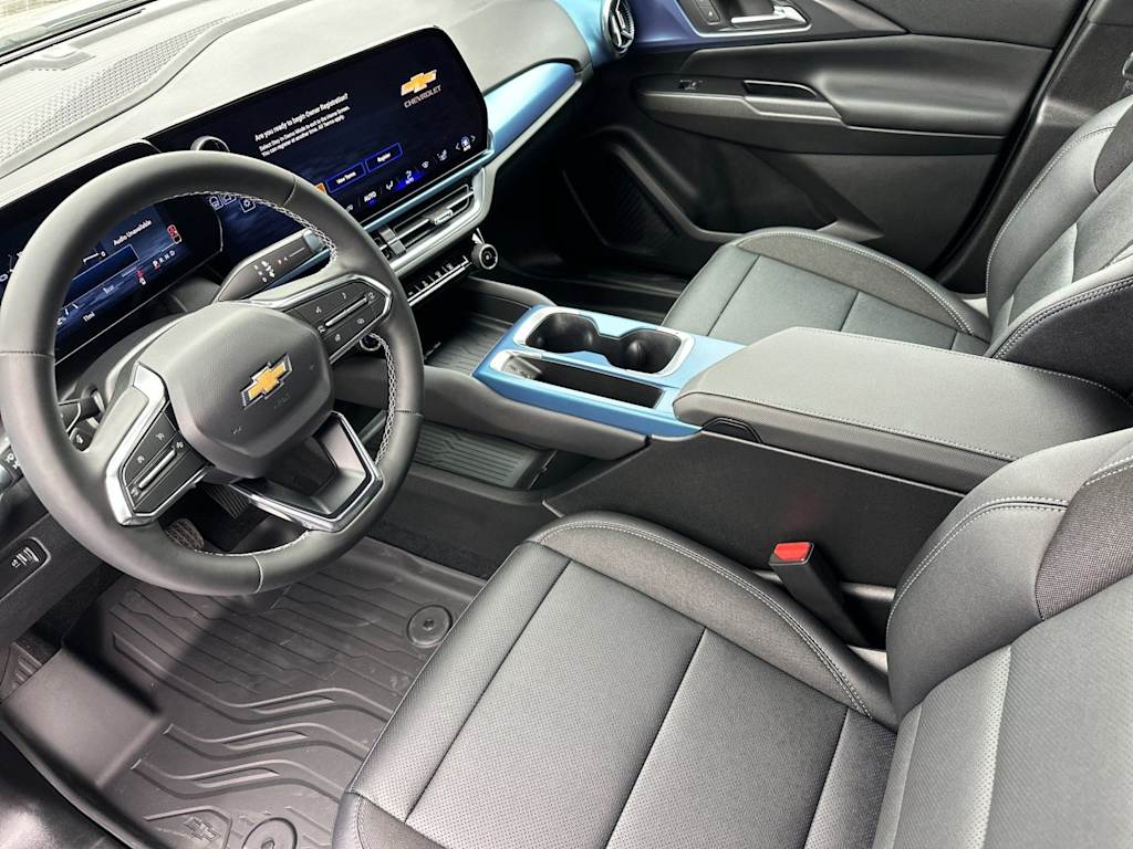 Thumbnail: 2026 Chevrolet Equinox - 8