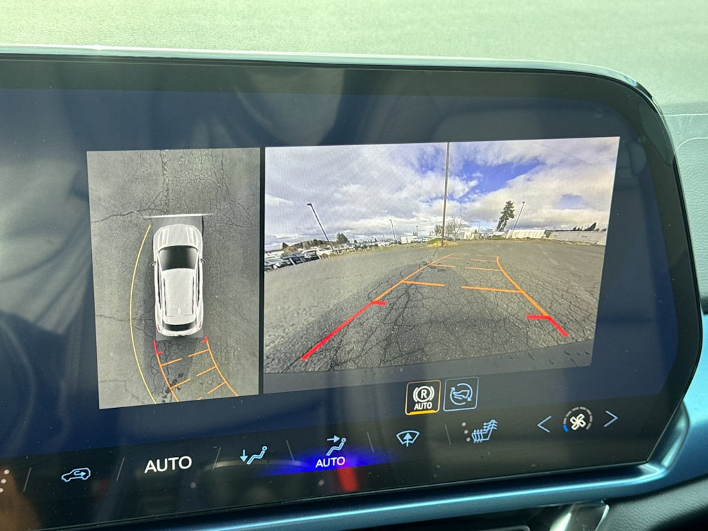 Thumbnail: 2026 Chevrolet Equinox - 24