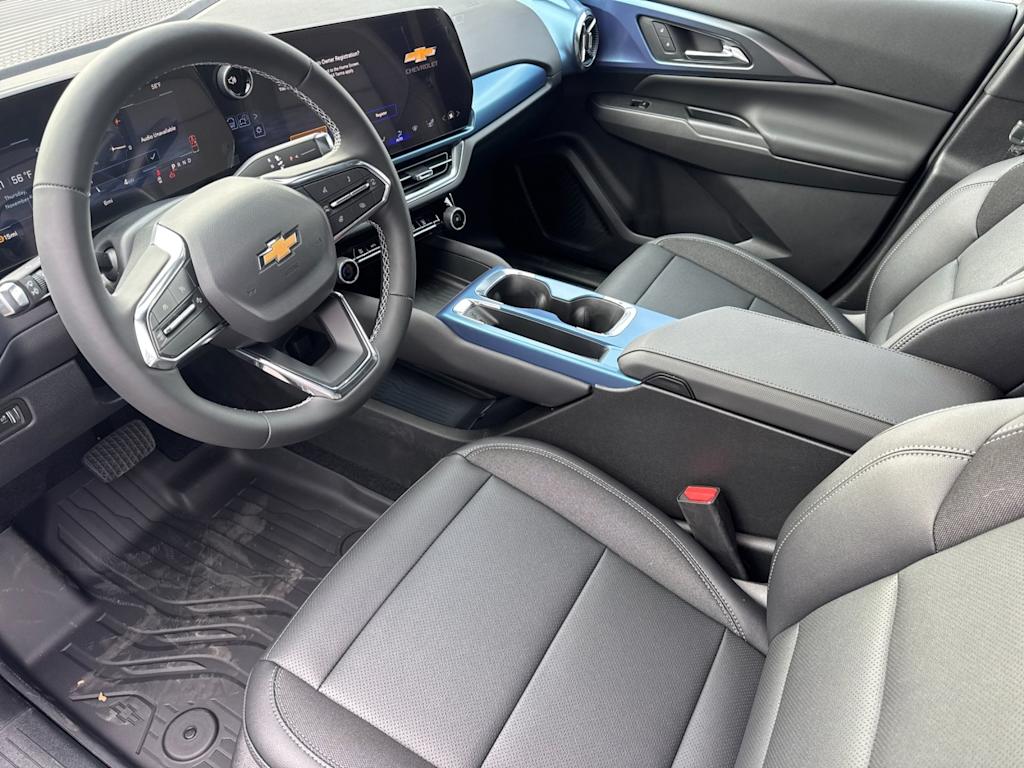 Thumbnail: 2026 Chevrolet Equinox - 8