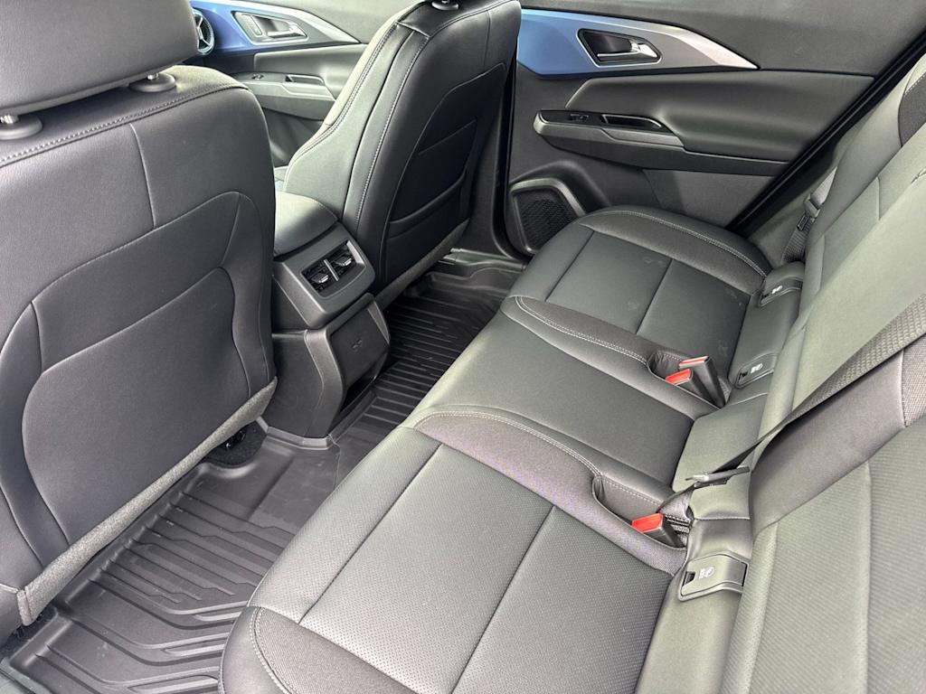 Thumbnail: 2026 Chevrolet Equinox - 10