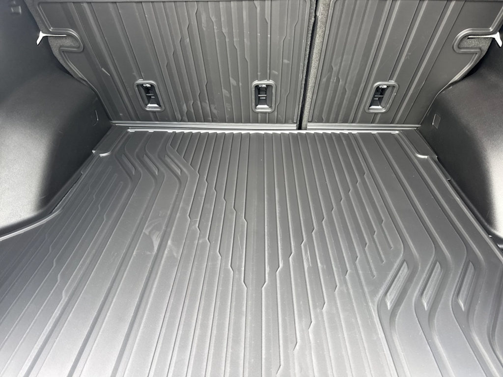 Thumbnail: 2026 Chevrolet Equinox - 15