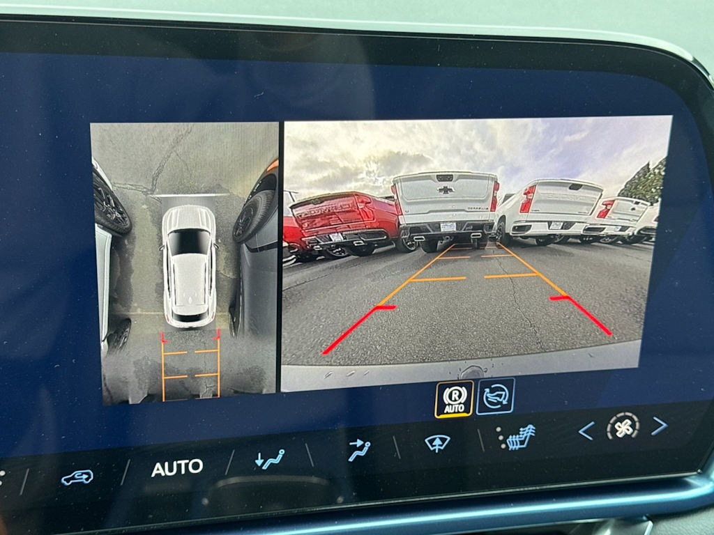 Thumbnail: 2026 Chevrolet Equinox - 24