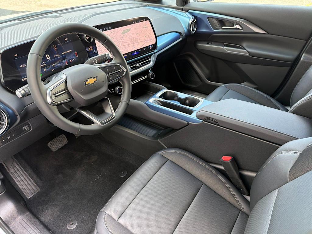 Thumbnail: 2026 Chevrolet Equinox - 9
