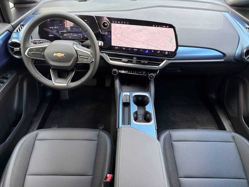 Thumbnail: 2026 Chevrolet Equinox - 2