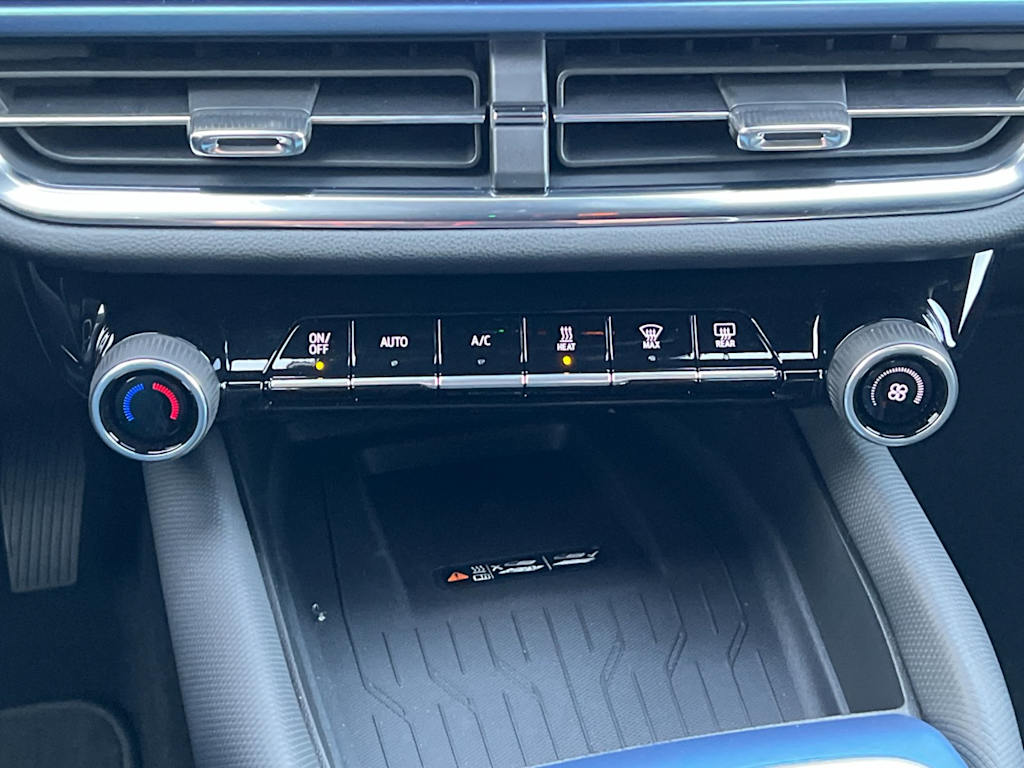 Thumbnail: 2026 Chevrolet Equinox - 22