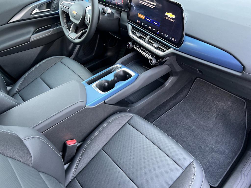 Thumbnail: 2026 Chevrolet Equinox - 10