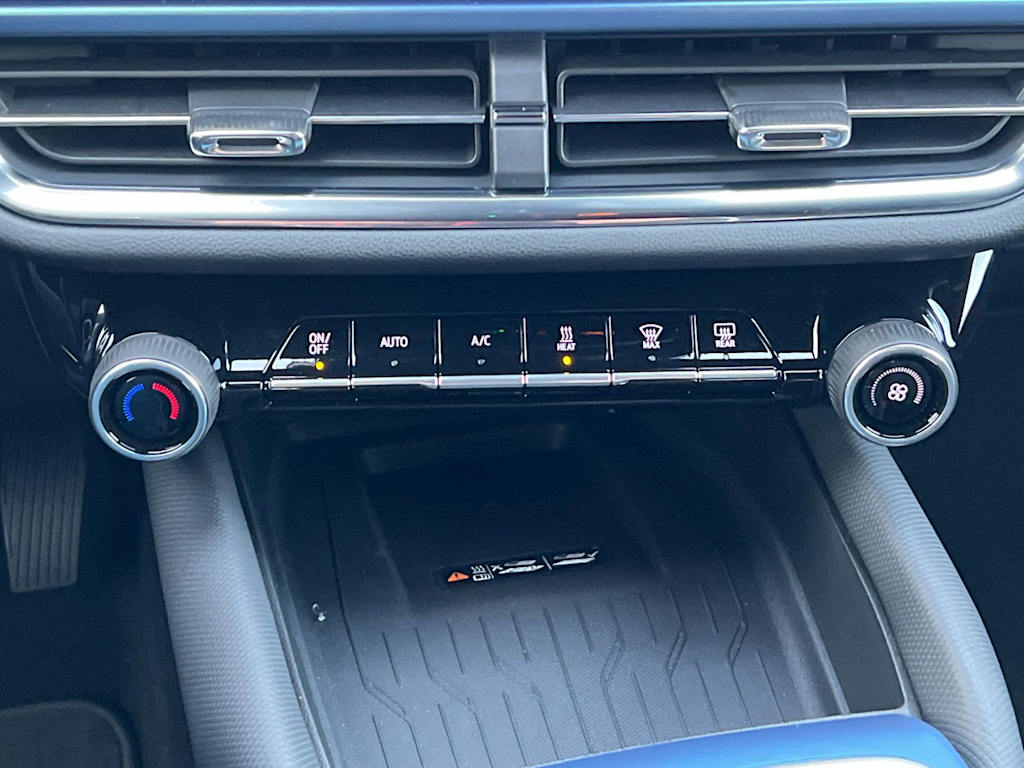 Thumbnail: 2026 Chevrolet Equinox - 22