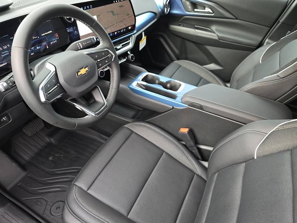 Thumbnail: 2026 Chevrolet Equinox - 8