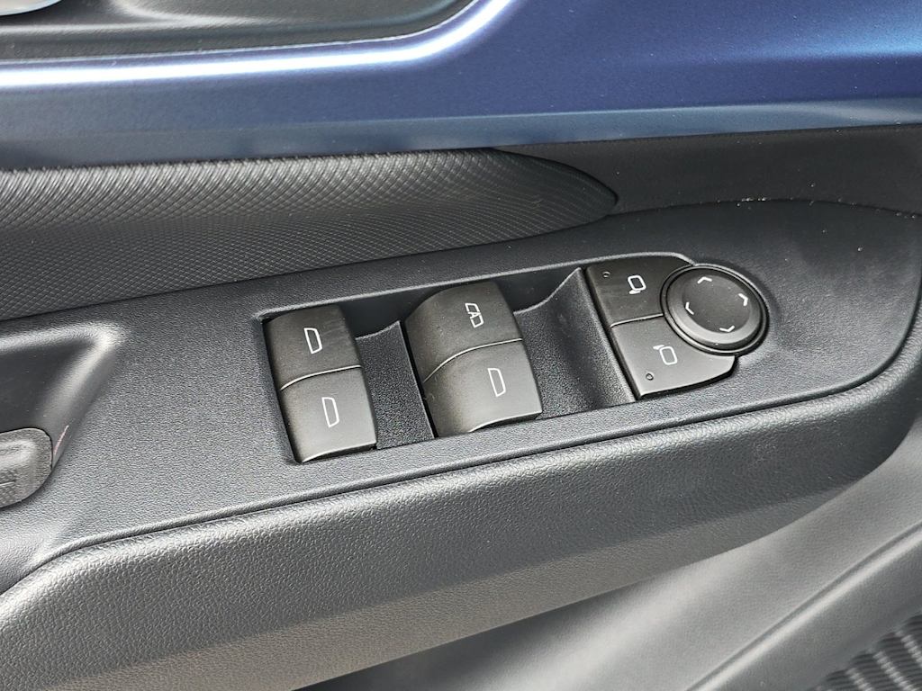 Thumbnail: 2026 Chevrolet Equinox - 21