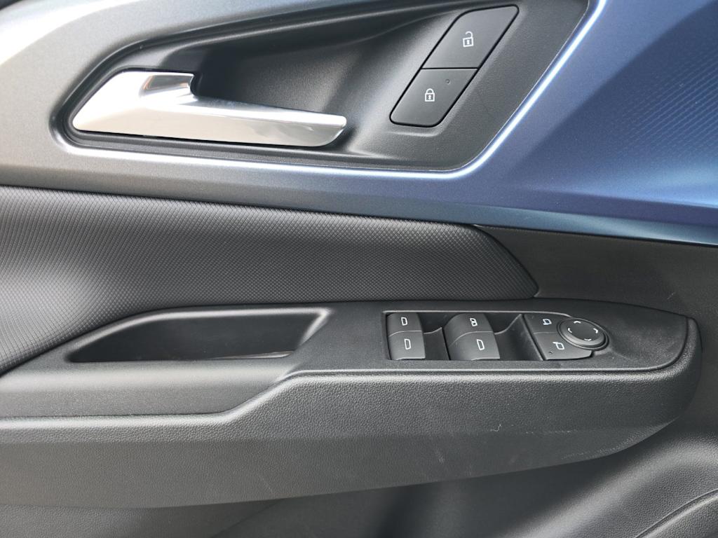 Thumbnail: 2026 Chevrolet Equinox - 21