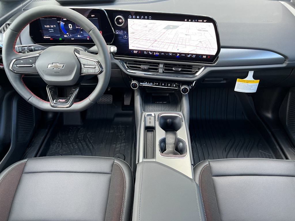Thumbnail: 2026 Chevrolet Equinox - 2