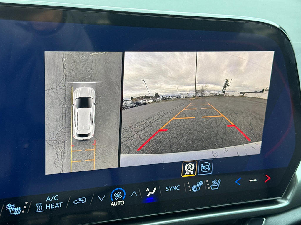 Thumbnail: 2026 Chevrolet Equinox - 23