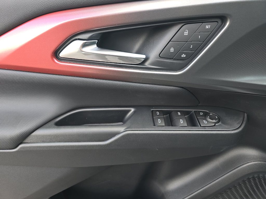 Thumbnail: 2026 Chevrolet Equinox - 20