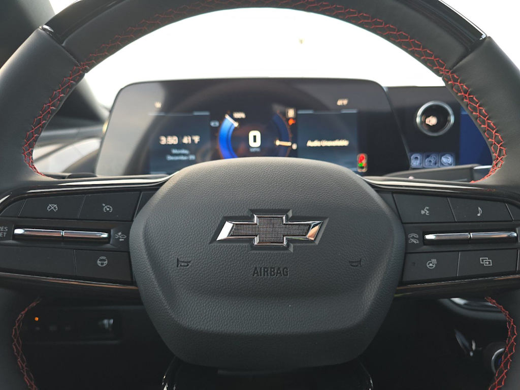 Thumbnail: 2026 Chevrolet Equinox - 26