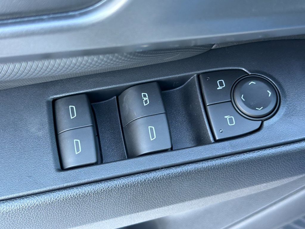 Thumbnail: 2026 Chevrolet Equinox - 21