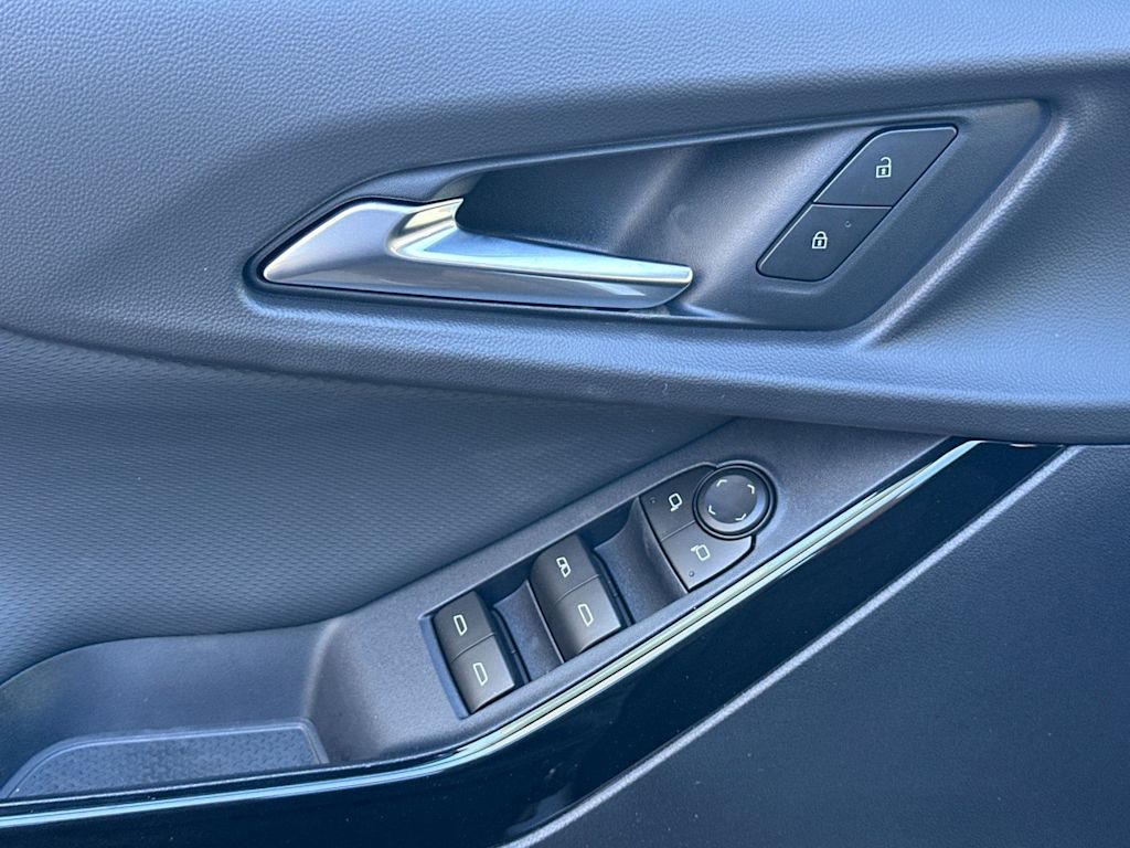 Thumbnail: 2026 Chevrolet Equinox - 20