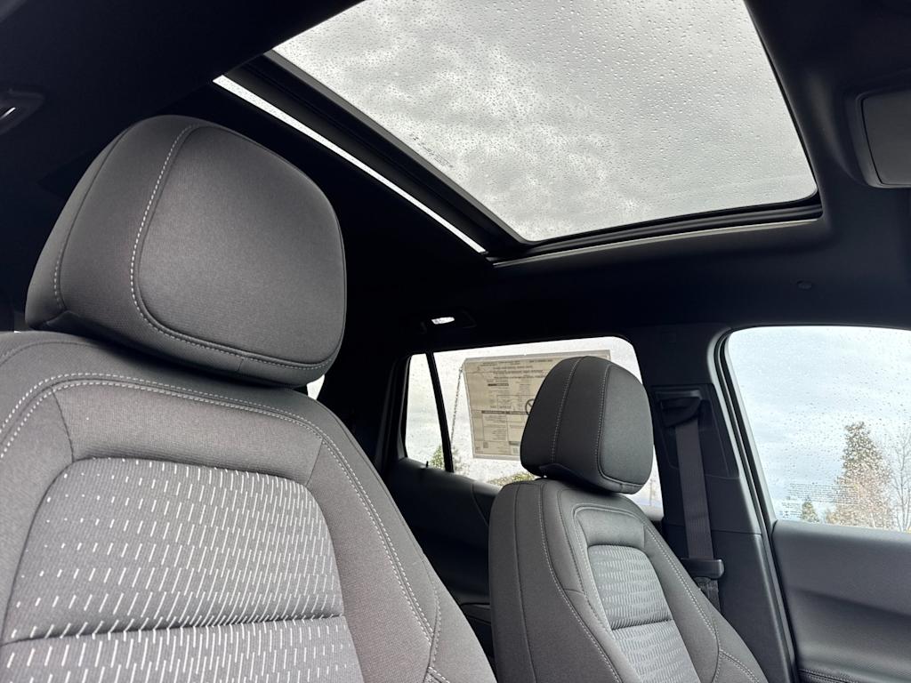 Thumbnail: 2026 Chevrolet Equinox - 23