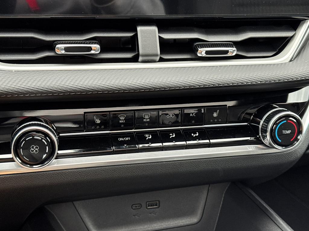 Thumbnail: 2026 Chevrolet Equinox - 26