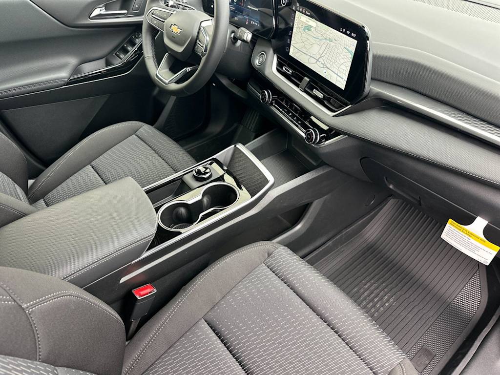 Thumbnail: 2026 Chevrolet Equinox - 12