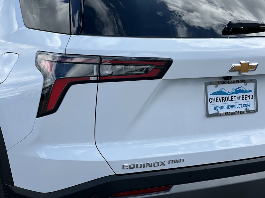 Thumbnail: 2026 Chevrolet Equinox - 6