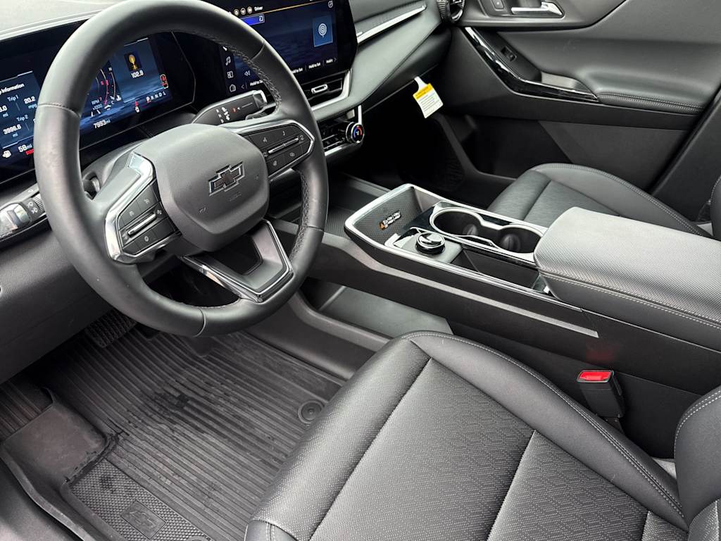 Thumbnail: 2026 Chevrolet Equinox - 8