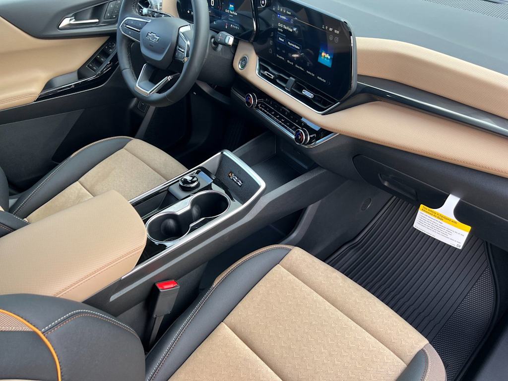 Thumbnail: 2026 Chevrolet Equinox - 11