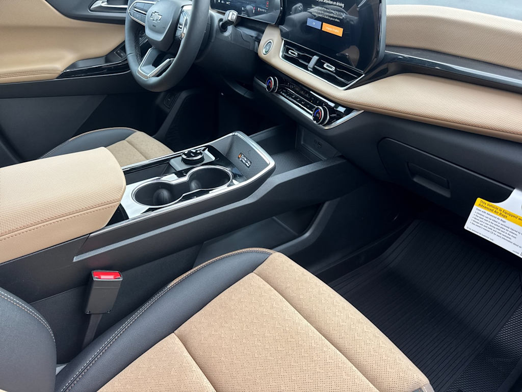 Thumbnail: 2026 Chevrolet Equinox - 12