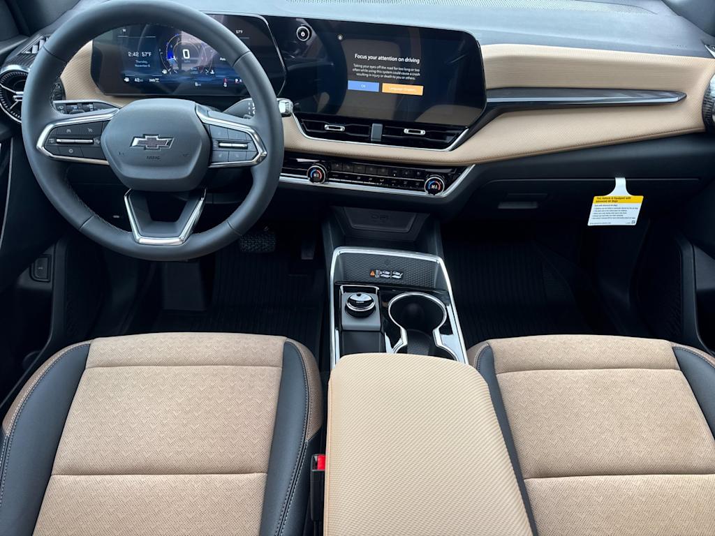 Thumbnail: 2026 Chevrolet Equinox - 2