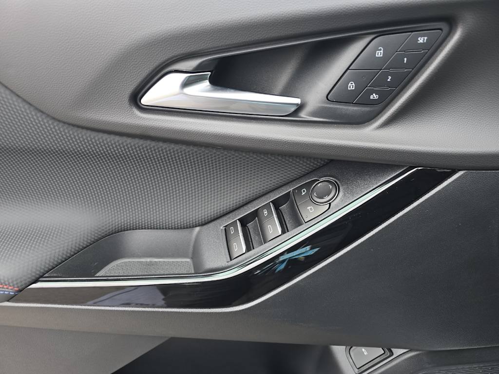 Thumbnail: 2026 Chevrolet Equinox - 21