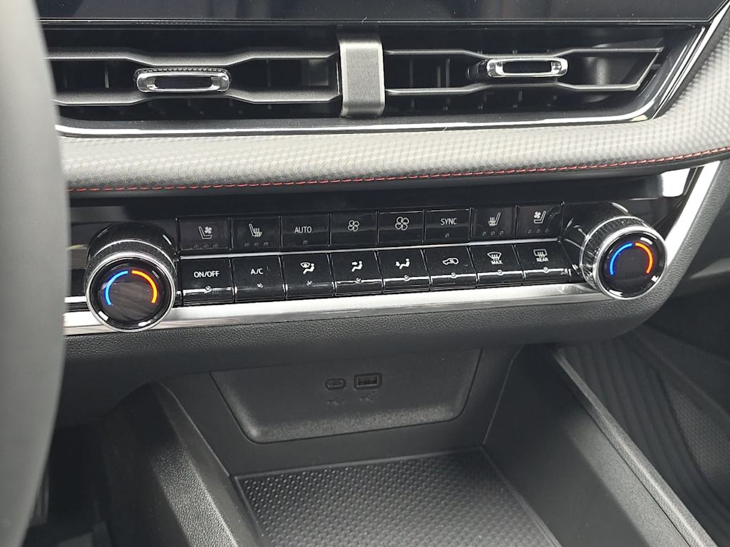 Thumbnail: 2026 Chevrolet Equinox - 25