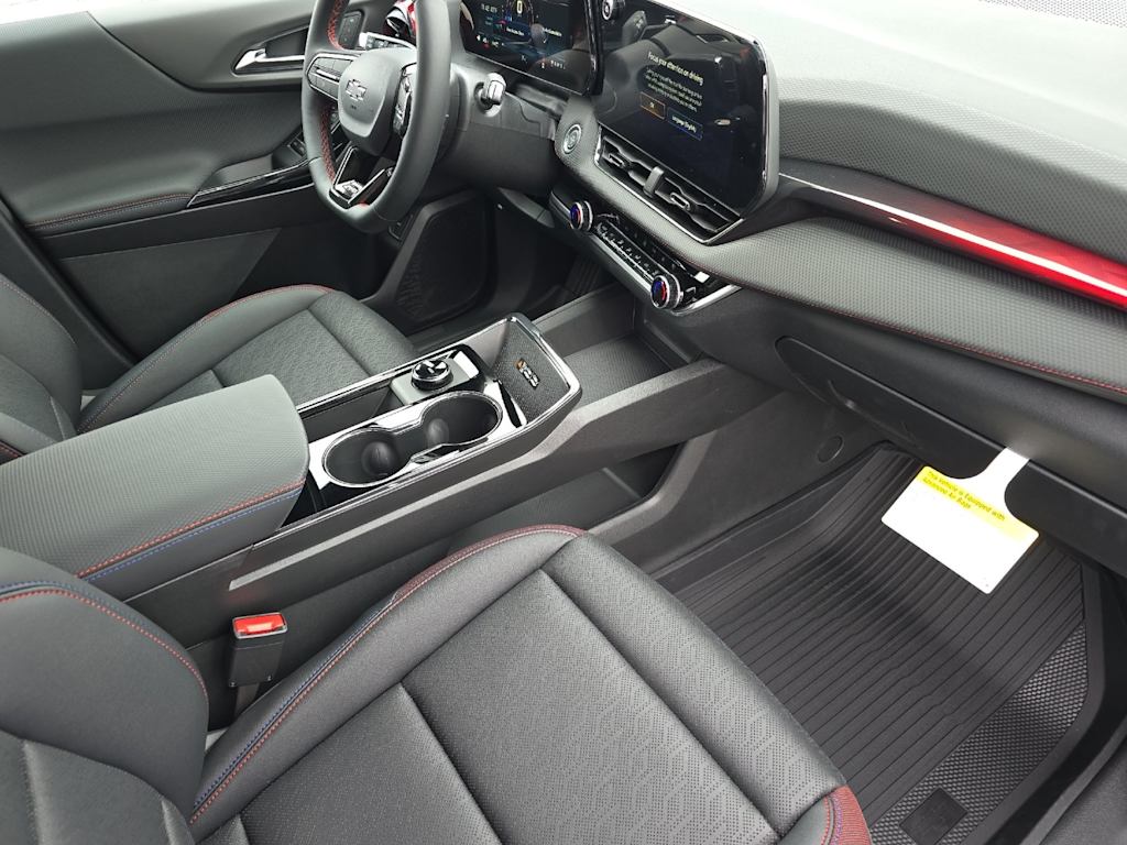 Thumbnail: 2026 Chevrolet Equinox - 13