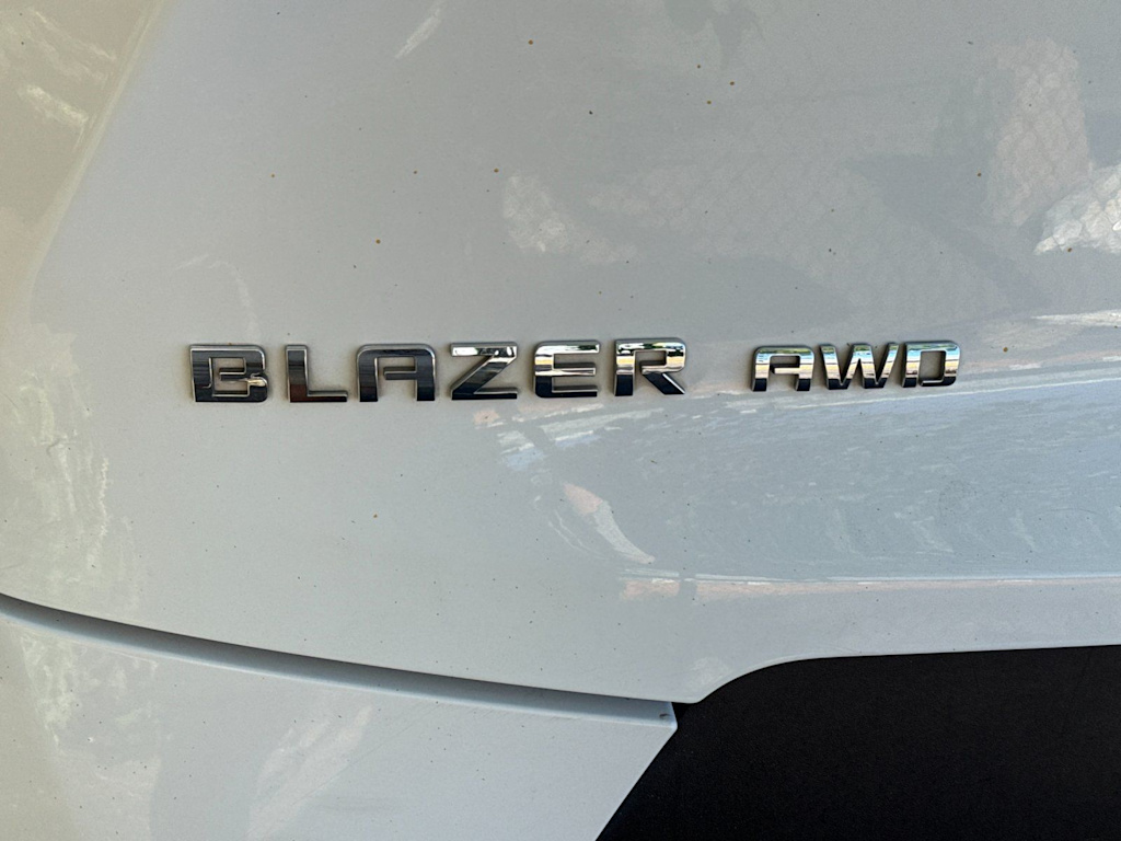 Thumbnail: 2021 Chevrolet Blazer - 5