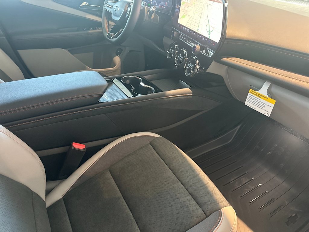 2025 Chevrolet Blazer EV SS 12