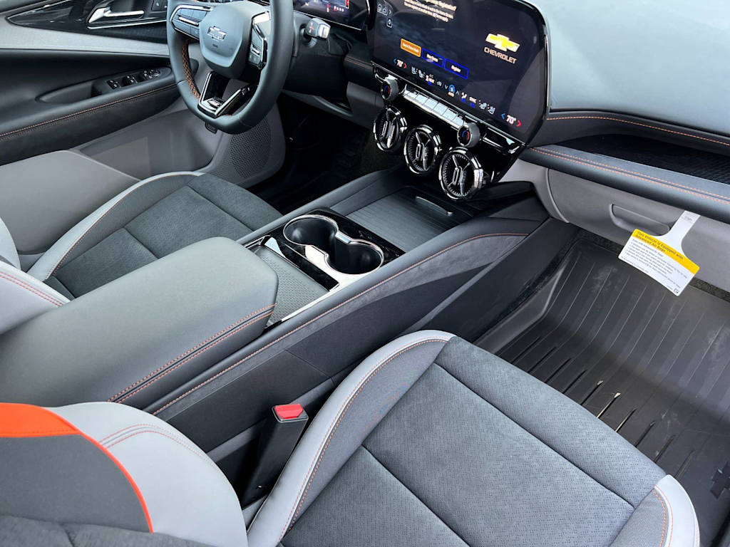 Thumbnail: 2026 Chevrolet Blazer EV - 10