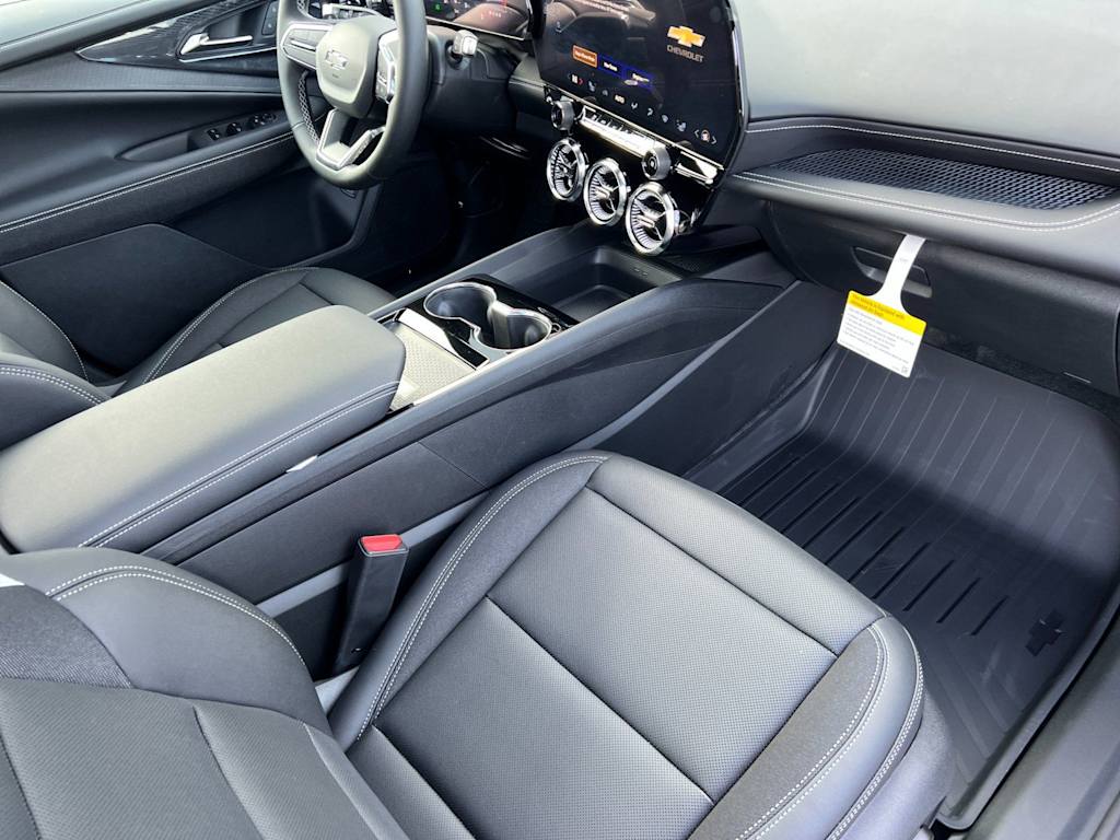 Thumbnail: 2026 Chevrolet Blazer EV - 9