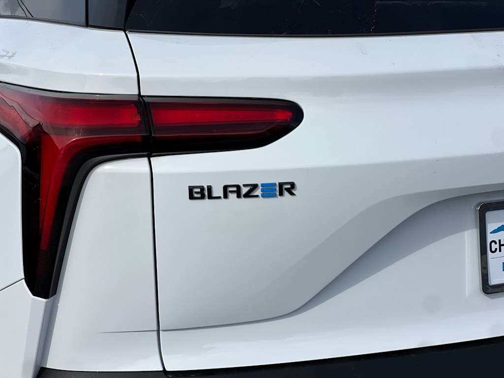 Thumbnail: 2026 Chevrolet Blazer EV - 7