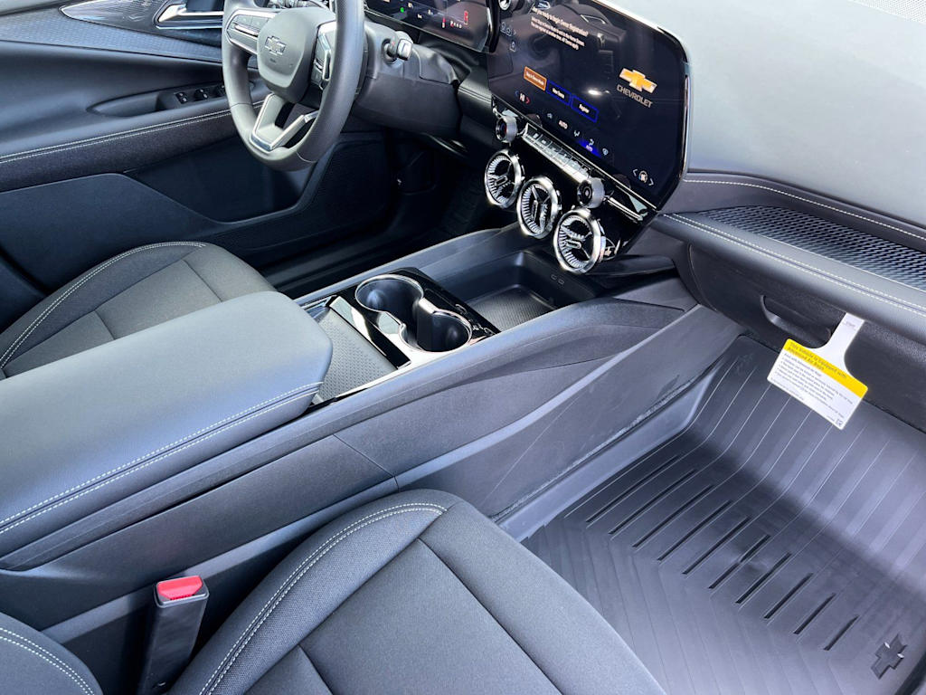 Thumbnail: 2026 Chevrolet Blazer EV - 12
