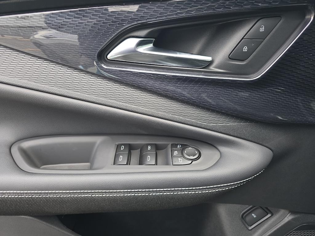 Thumbnail: 2025 Chevrolet Blazer EV - 20