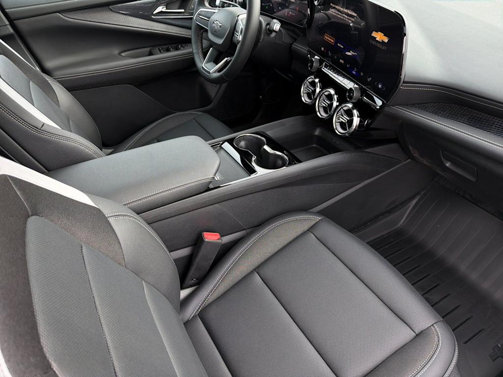 Thumbnail: 2026 Chevrolet Blazer EV - 11