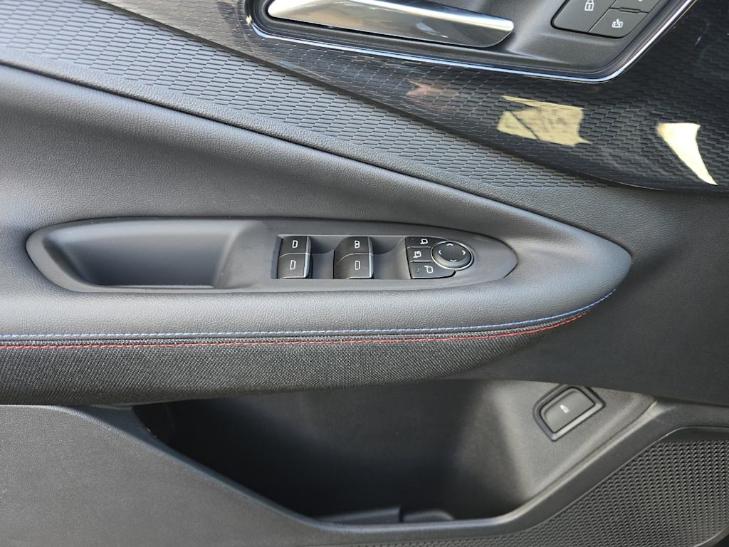 Thumbnail: 2026 Chevrolet Blazer EV - 20