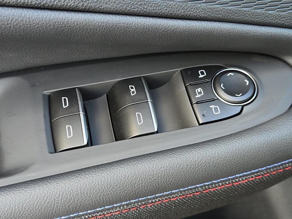 Thumbnail: 2026 Chevrolet Blazer EV - 21